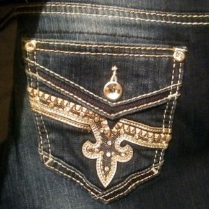 ROCK REVIVAL JEANS
